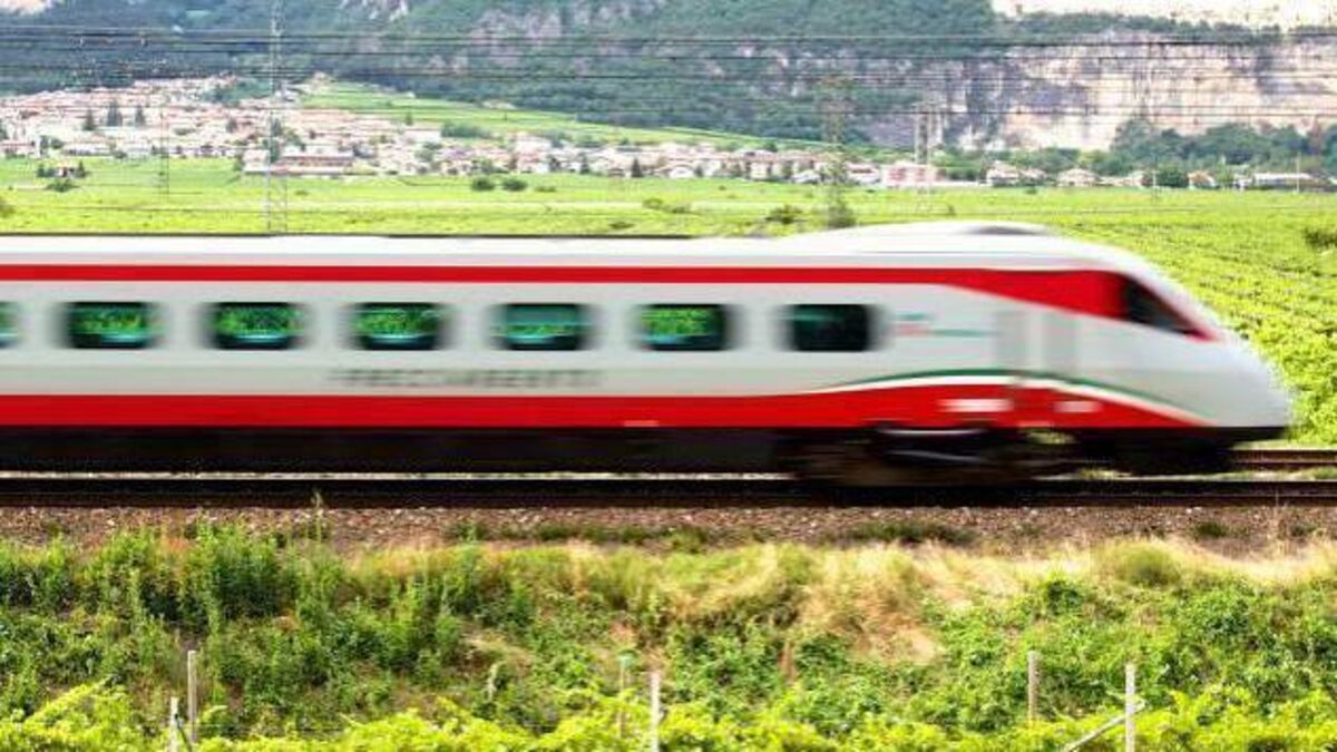 Imagine... a rail service that’s safe, punctual and peaceful!
