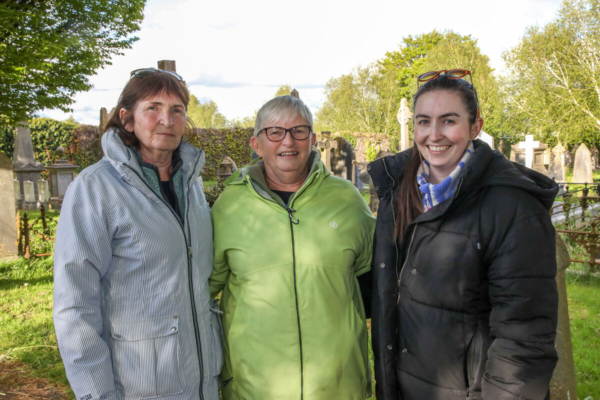 Phil Kelleher, Kathleen Healy and Sinéad Kelleher. Picture: David Creedon