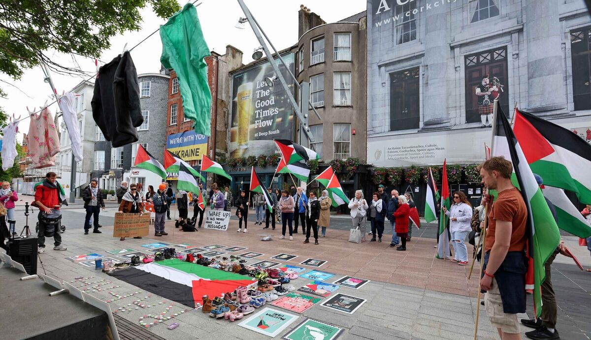 Emergency vigil "All Eyes on Rafah" organised in response to the violence in Rafah, organised by local activists from Cork Palestine Solidarity Campaign and Cork Rebels for Peace, on the Grand Parade, Cork. Emergency vigil "All Eyes on Rafah" organised in response to the violence in Rafah, organised by local activists from Cork Palestine Solidarity Campaign and Cork Rebels for Peace, on the Grand Parade, Cork.