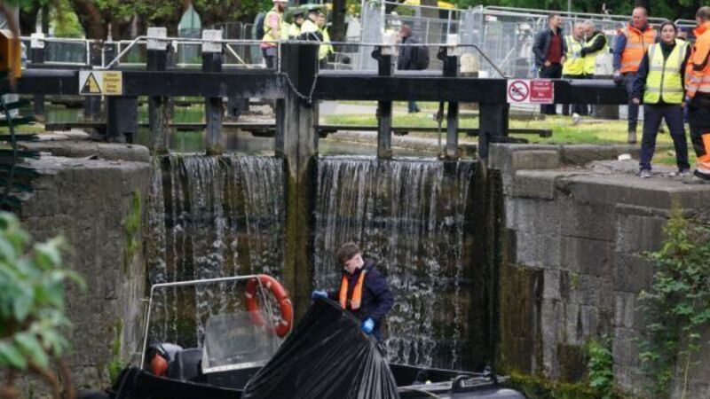 Tents cleared from Grand Canal with asylum seekers offered State shelter Tents cleared from Grand Canal with asylum seekers offered State shelter