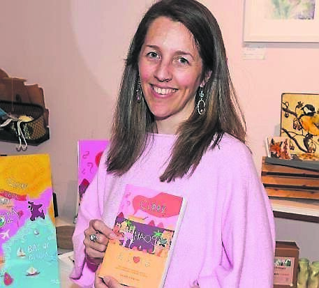 Cork author Elizabeth O’Brien, at the launch of her book ‘Curry, Chaos And Love’, at Snout in Ballincollig. Picture: David Keane
Cork author Elizabeth O’Brien, at the launch of her book ‘Curry, Chaos And Love’, at Snout in Ballincollig. Picture: David Keane