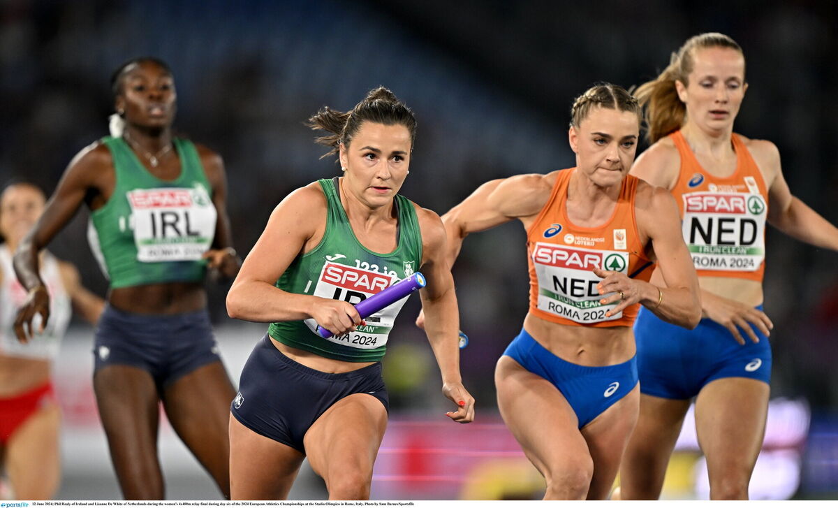 Phil Healy of Ireland and Lisanne De White of Netherlands during the women's 4x400m relay final in the 2024 European Athletics Championships at the Stadio Olimpico in Rome. Picture: Sam Barnes/Sportsfile