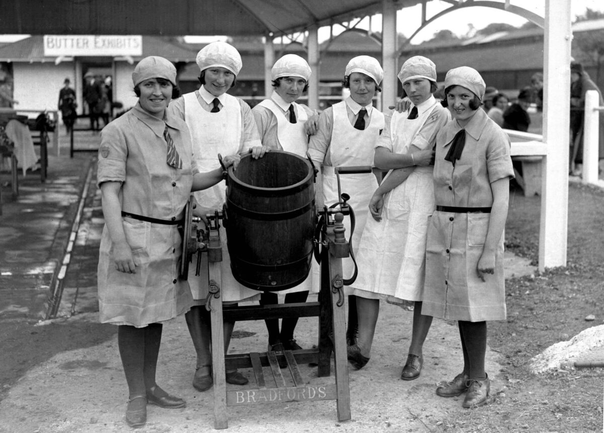 Demonstration of butter making machine at the Cork Summer Show in 1930. Picture Ref:. 532 A. Demonstration of butter making machine at the Cork Summer Show in 1930. Picture Ref:. 532 A.