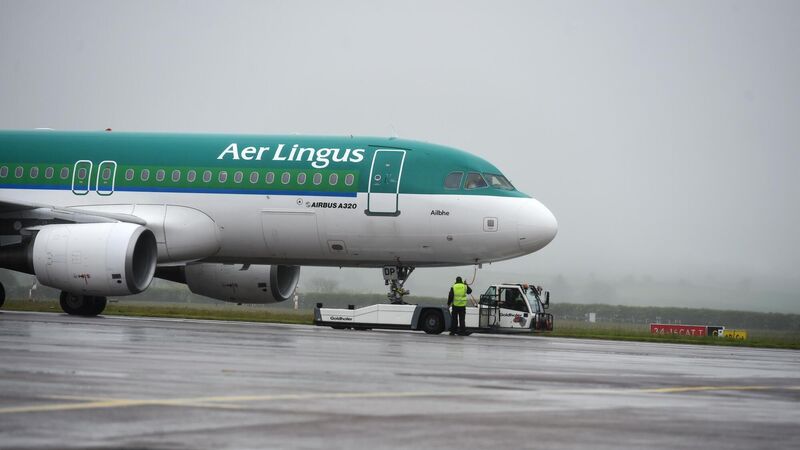 Cork holidaymakers' travel plans thrown into doubt as Aer Lingus pilots vote for strike action in pay dispute