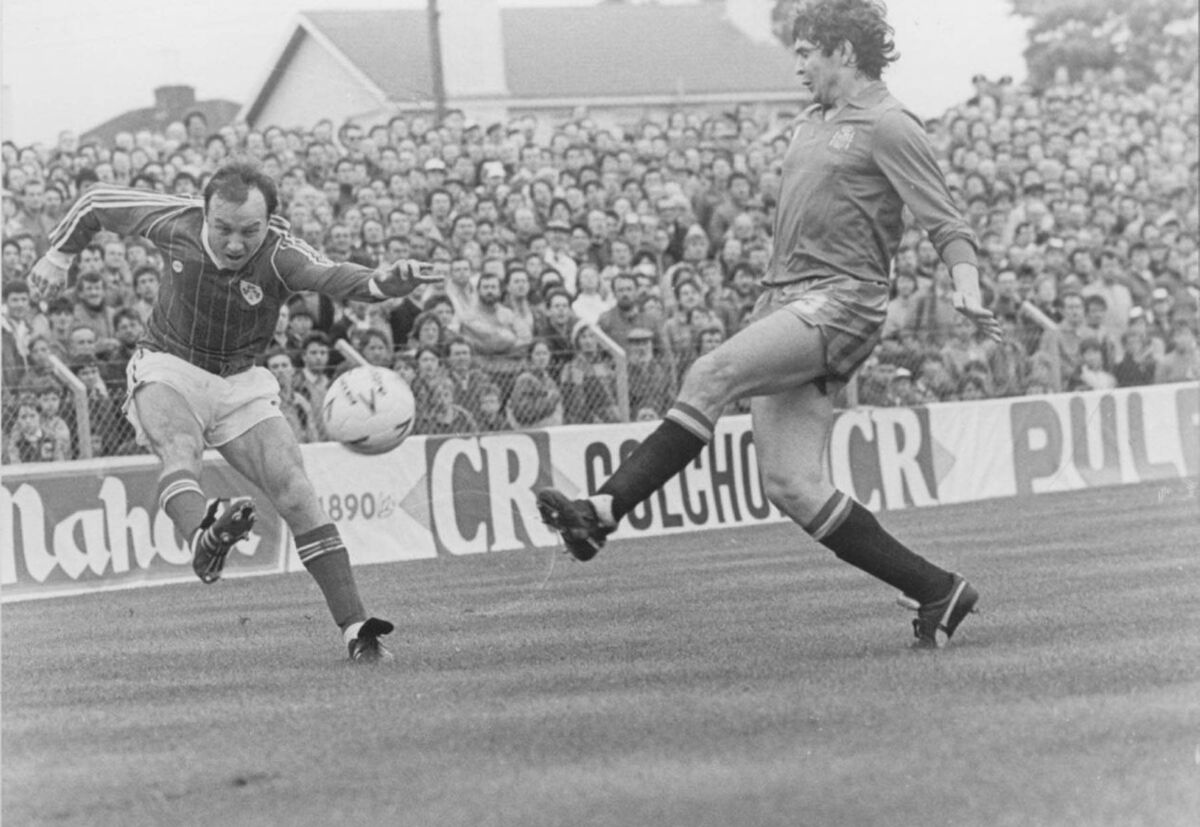 Dave Langan pictured here playing for Ireland v Spain in 1985 at Flower Lodge Dave Langan pictured here playing for Ireland v Spain in 1985 at Flower Lodge