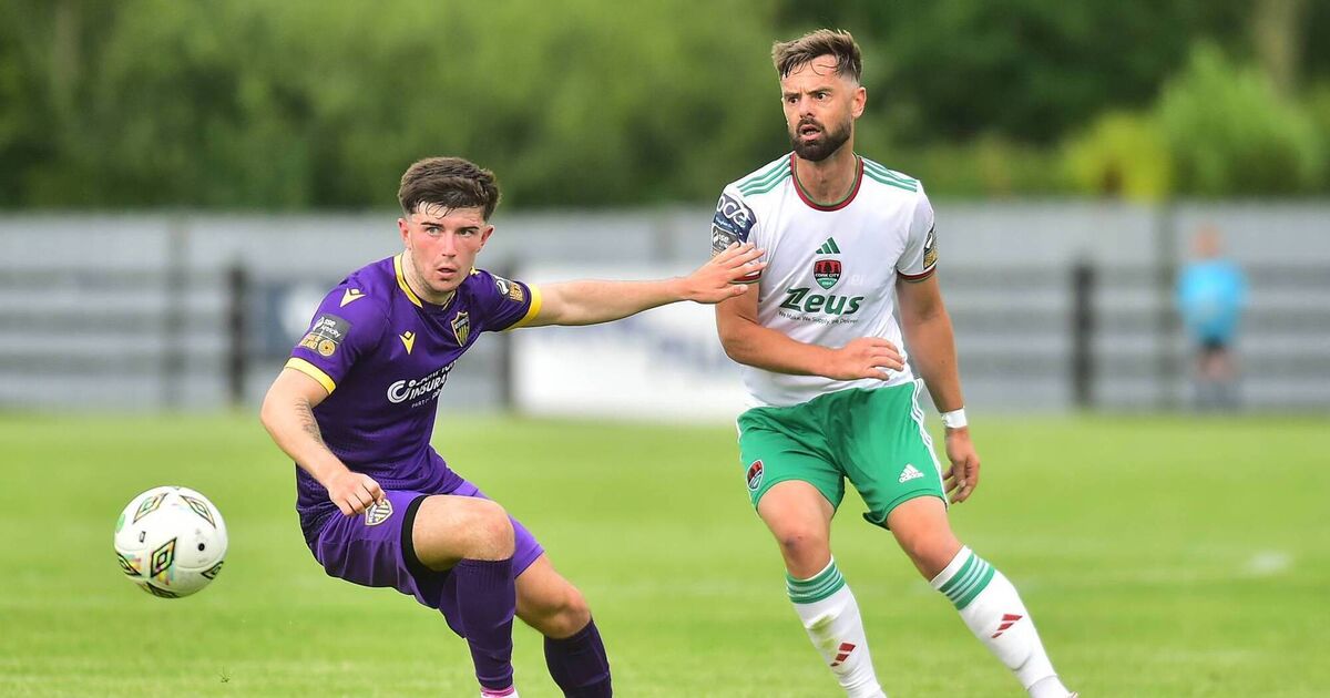 Cork City score twice in second half to beat Wexford 31 and go 15