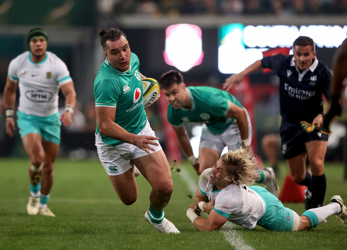 South Africa vs Ireland: Ireland's James Lowe and South Africa's Faf de Klerk 