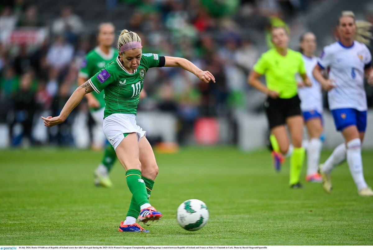 Cork's Denise O'Sullivan of Republic of Ireland scores her side's first goal during the 2025 UEFA Women's European Championship qualifying group A match between Republic of Ireland and France at Páirc Uí Chaoimh in Cork. Photo by David Fitzgerald/Sportsfile