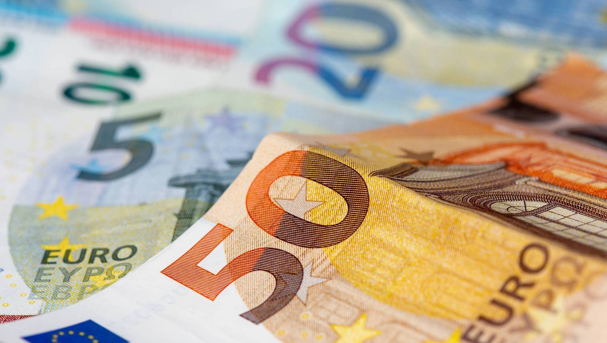 Tips to help you reduce your tax bill
