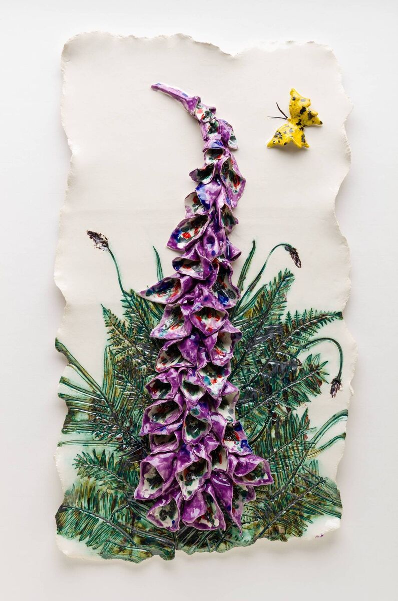 An example of Orla O’Rourke’s work. For more see https://stabledoorpottery.com/