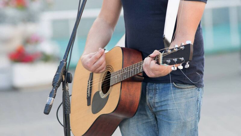 'Vigorous enforcement' of busker bye-laws needed, councillor says 'Vigorous enforcement' of busker bye-laws needed, councillor says
