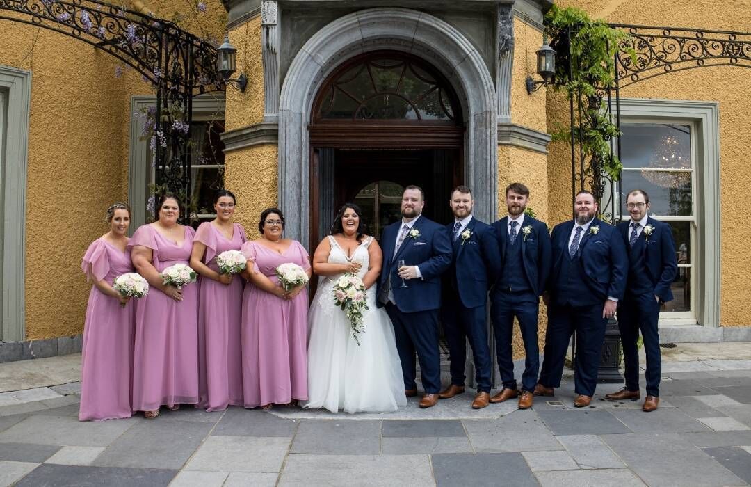 WEDDING PARTY: Bride’s sister Lisa (Maid of Honour), Mairéad, Niamh, Amy. Best man was Steve with Billy, Simon, and Darragh groomsmen WEDDING PARTY: Bride’s sister Lisa (Maid of Honour), Mairéad, Niamh, Amy. Best man was Steve with Billy, Simon, and Darragh groomsmen