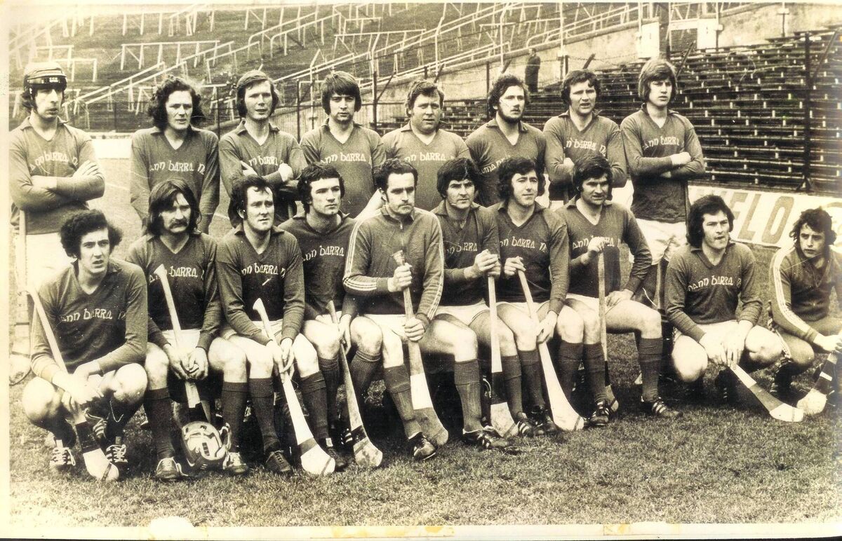 St Finbarr’s All-Ireland Club Hurling Champions 1975. Back: Seamus Looney, Charlie Barrett, Bertie O’Brien, Mick O’Mahony, Mick Archer, Eamon Fitzpatrick, Tony Maher, Donal O’Grady. Front: Sean Canty, Gerald McCarthy, Con Roche, Jimmy Barry Murphy, Jim Power, Tony Butler, Gerry O’Shea, Seamus Gillen, Barry Wylie. St Finbarr’s All-Ireland Club Hurling Champions 1975. Back: Seamus Looney, Charlie Barrett, Bertie O’Brien, Mick O’Mahony, Mick Archer, Eamon Fitzpatrick, Tony Maher, Donal O’Grady. Front: Sean Canty, Gerald McCarthy, Con Roche, Jimmy Barry Murphy, Jim Power, Tony Butler, Gerry O’Shea, Seamus Gillen, Barry Wylie.