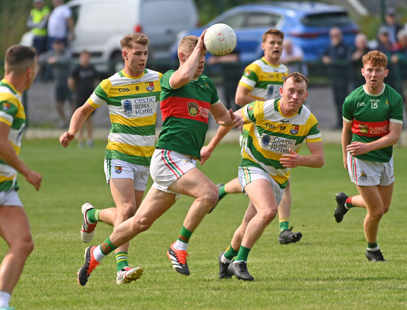  Clonakilty's Seán White runs at the Clonakilty defence. Picture: Eddie O'Hare
