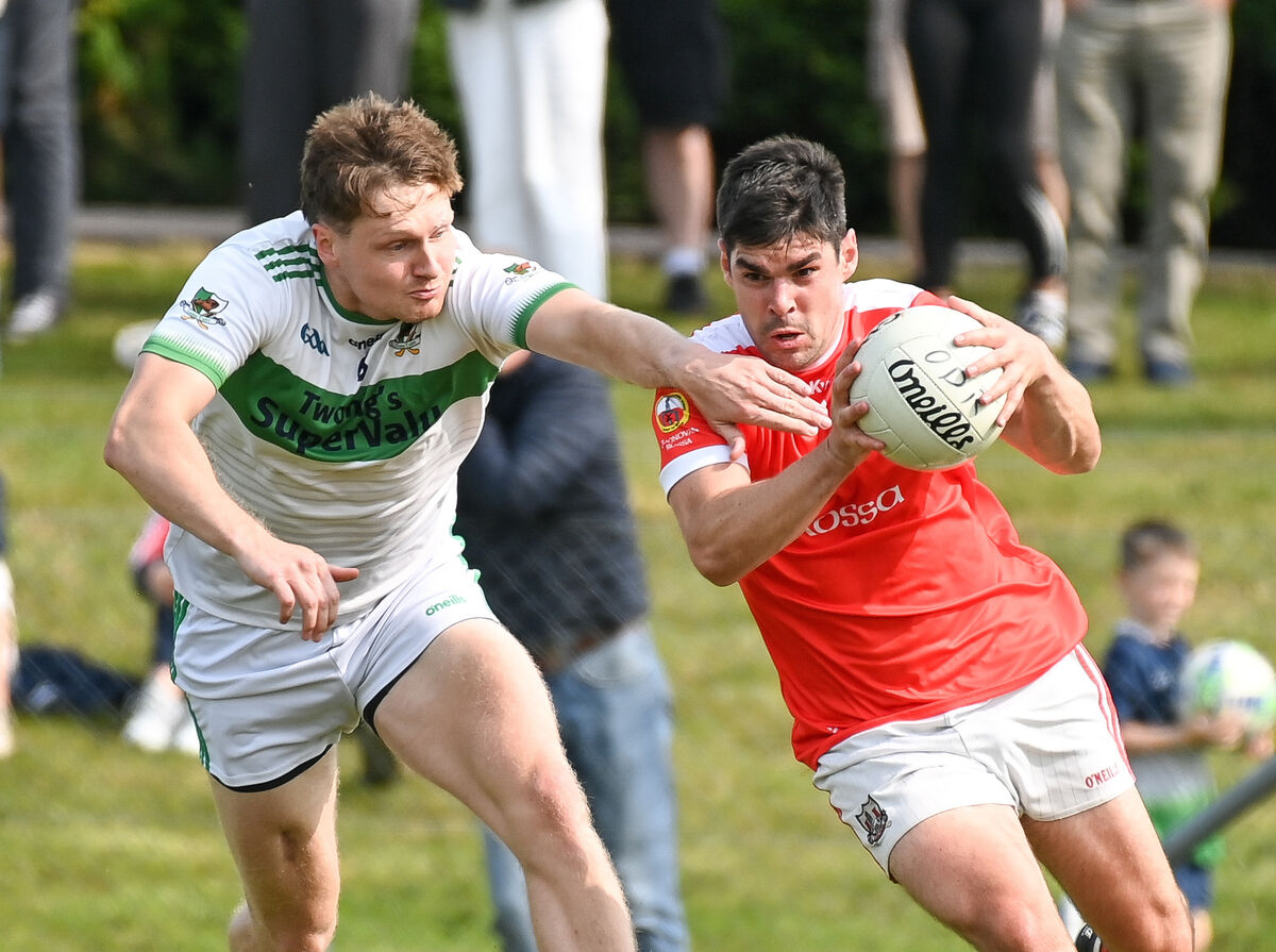 O'Donovan Rossa's Kevin Davis tries to get away from Kanturk's Ryan Walsh, during their Senior AFC clash in Kilmichael. Picture: David Keane. O'Donovan Rossa's Kevin Davis tries to get away from Kanturk's Ryan Walsh, during their Senior AFC clash in Kilmichael. Picture: David Keane.