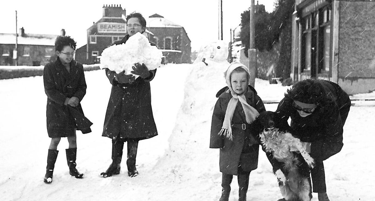 Snow scenes on Lower Glanmire Road, Cork, in 1963 - the incident recalled today happened in the Park Hotel on the road in the mid-1950s