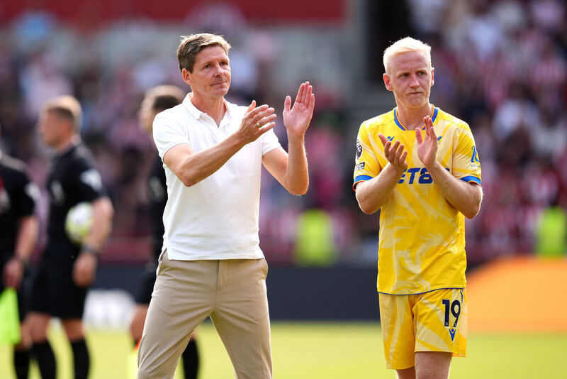 Crystal Palace manager Oliver Glasner (left) and player Will Hughes applaud the fans after the final whistle following defeat in the Premier League match at the Gtech Community Stadium, Brentford. Picture: John Walton/PA Wire.