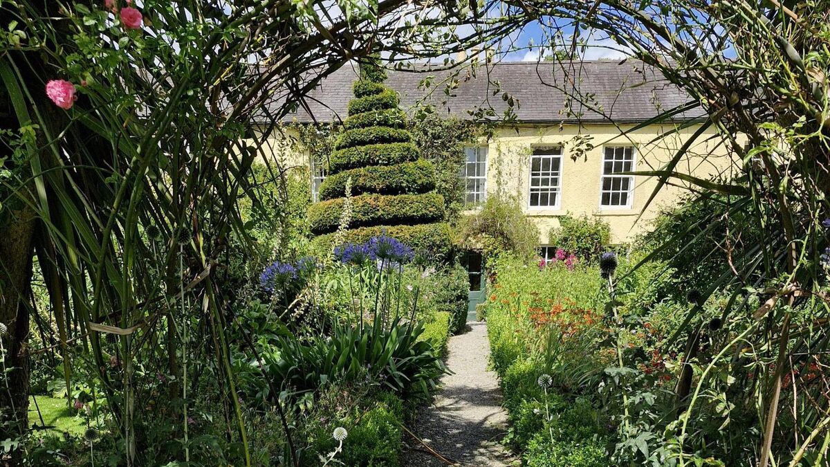 A hotel tour in the Garden of Ireland