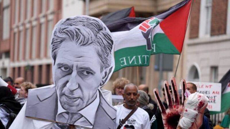 ‘Stop the genocide’: Pro-Palestine protest held outside Leinster House ‘Stop the genocide’: Pro-Palestine protest held outside Leinster House