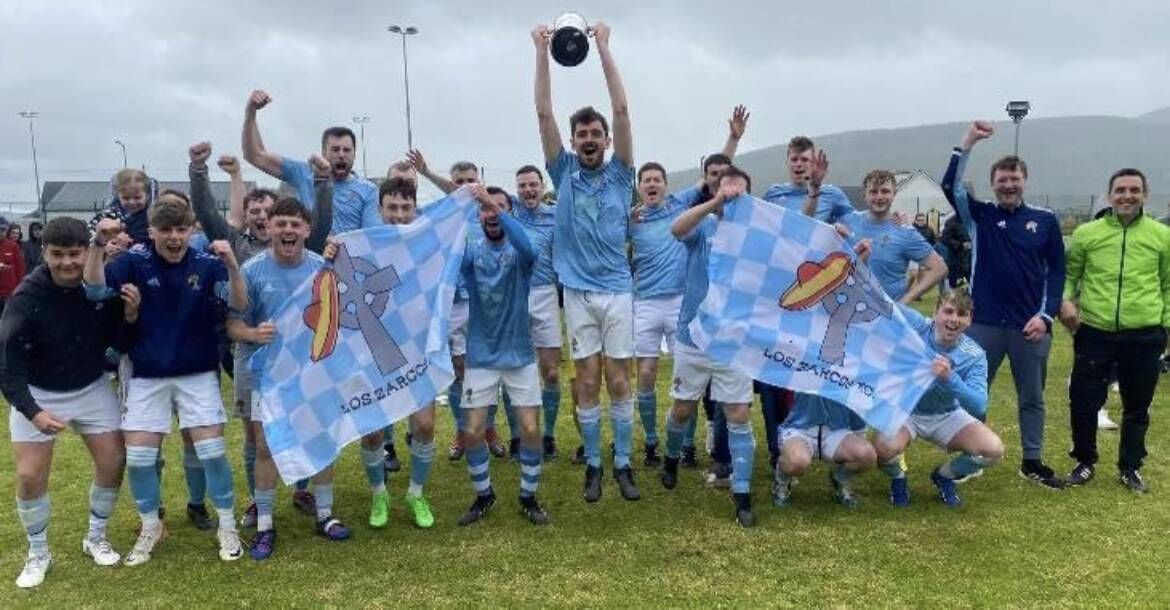 Los Zarcos AUL team who were crowned Division 2 champions. Los Zarcos AUL team who were crowned Division 2 champions.