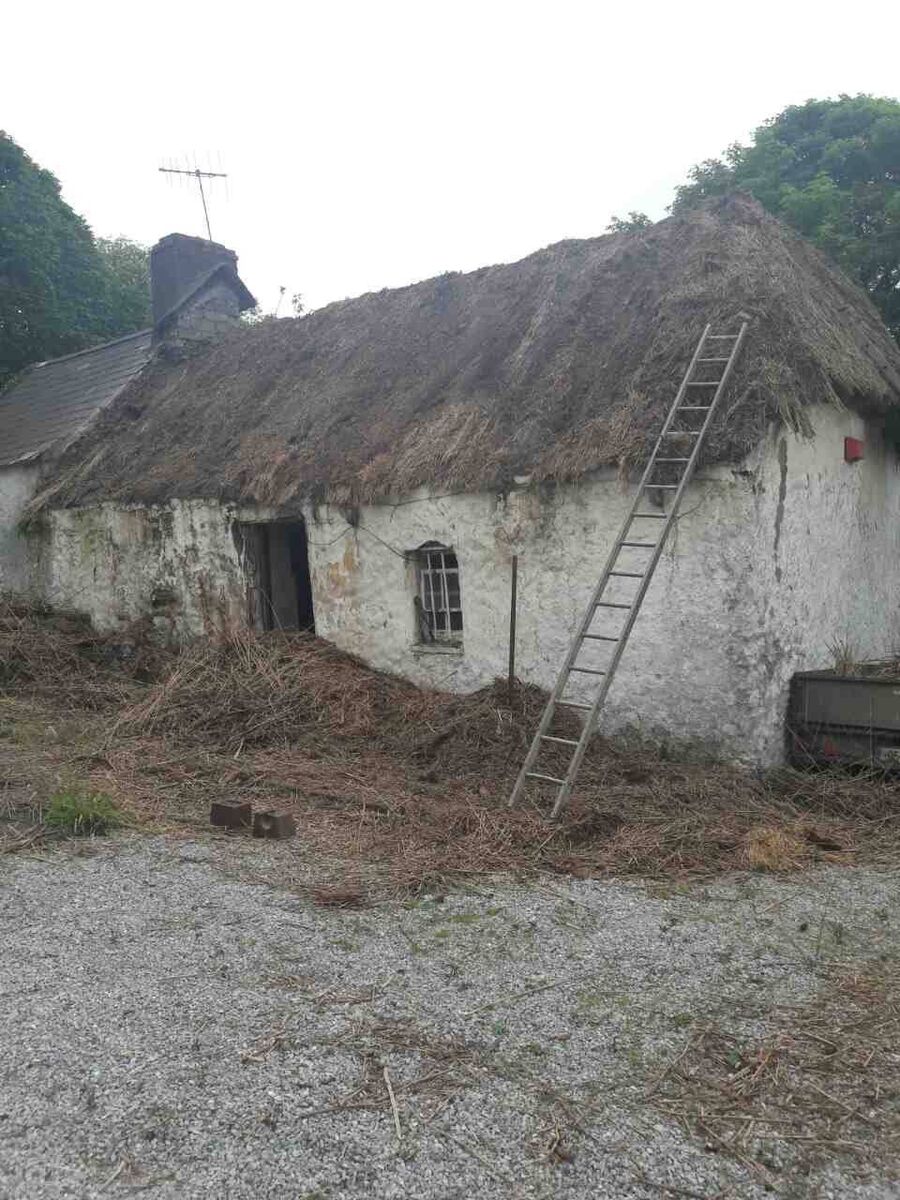 How The Thatched Cottage at Walshtown looked before its renovation. How The Thatched Cottage at Walshtown looked before its renovation.