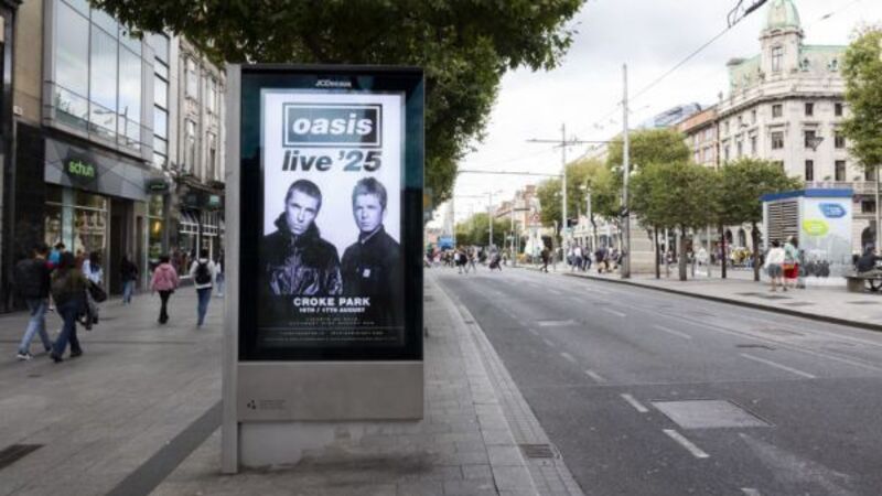 Oasis at centre of bidding war for rights to film about reunion Oasis at centre of bidding war for rights to film about reunion