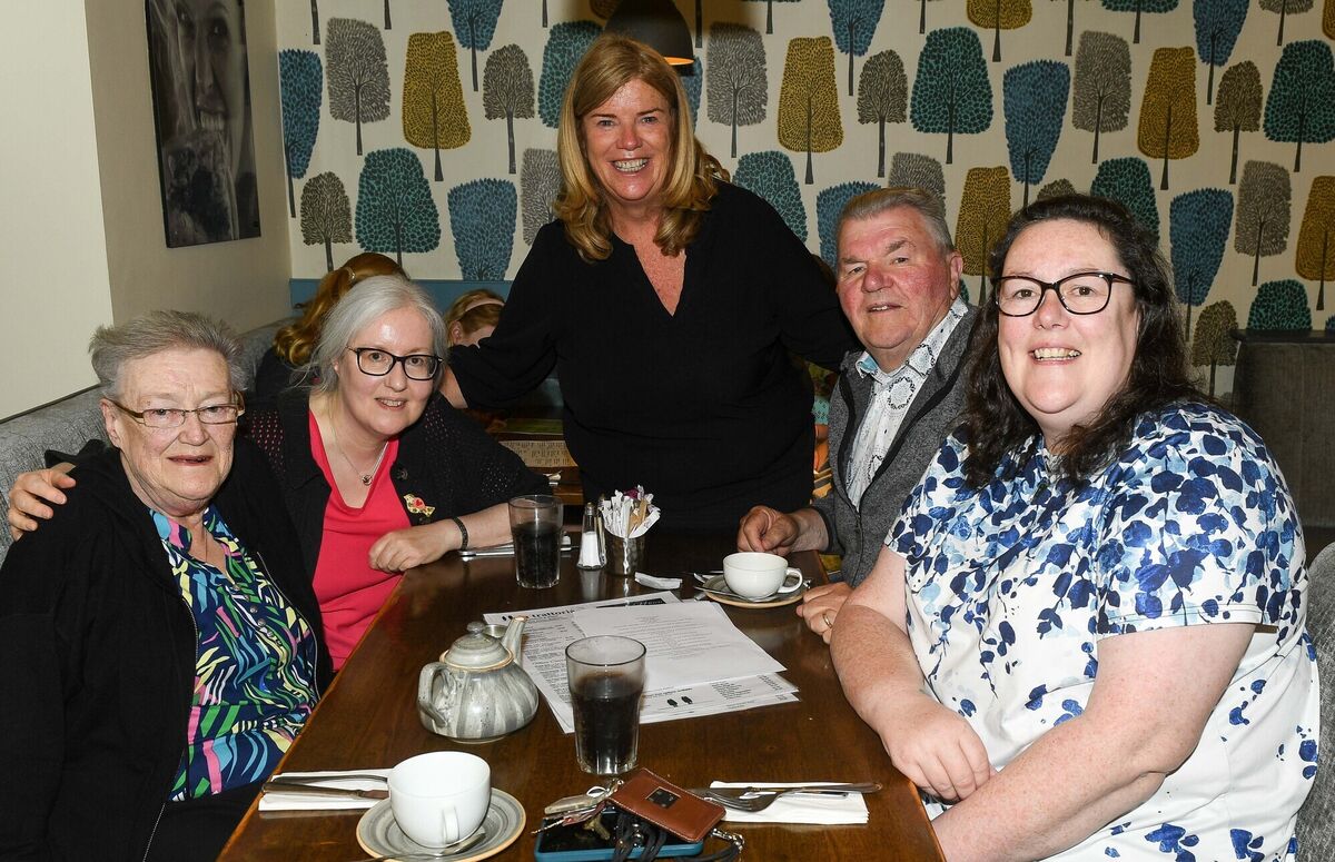 Lynda Corigliano (centre) owner of the La Trattoria restaurant in Midleton, which is closing after fifty years in business. Also pictured are regular customers Catherine, Maria, George and Georgina Jefferies from Cobh.Picture: David Keane. Lynda Corigliano (centre) owner of the La Trattoria restaurant in Midleton, which is closing after fifty years in business. Also pictured are regular customers Catherine, Maria, George and Georgina Jefferies from Cobh.Picture: David Keane.