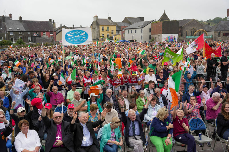 People line the streets of Skibbereen as the town welcomed home its Olympic rowing heroes. Picture: Noel Sweeney/PA Wire