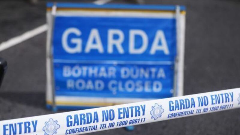 Man (20s) dies, woman (50s) and child seriously injured in Roscommon crash Man (20s) dies, woman (50s) and child seriously injured in Roscommon crash