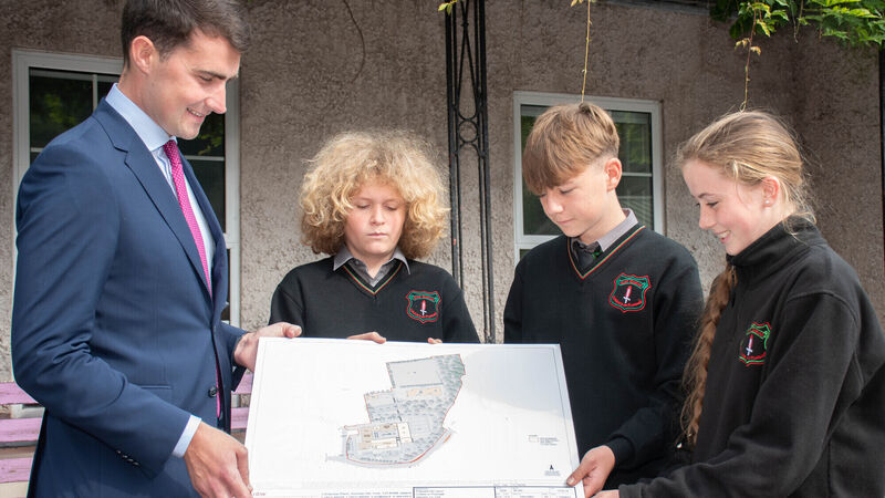 Pictures: Cork students welcome Finance Minister to their school Pictures: Cork students welcome Finance Minister to their school