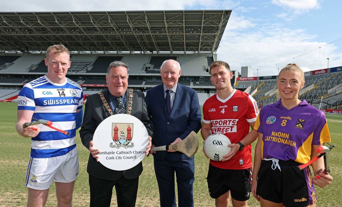 Conor Cahalane in Castlehaven colours, Lord Mayor Cllr Dan Boyle, Cork County Board chairperson Pat Horgan, Cork footballer Kevin O'Donovan (Nemo Rangers) and Laura Hayes of  St Catherine's and Cork. Picture: Jim Coughlan