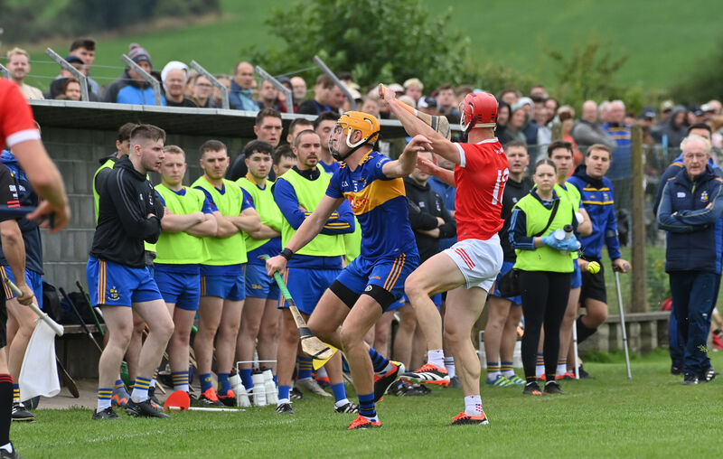 Barry Lawton, Castlemartyr, and Kevin Kavanagh, Carrigaline contest this breaking ball. Picture: Dan Linehan Barry Lawton, Castlemartyr, and Kevin Kavanagh, Carrigaline contest this breaking ball. Picture: Dan Linehan
