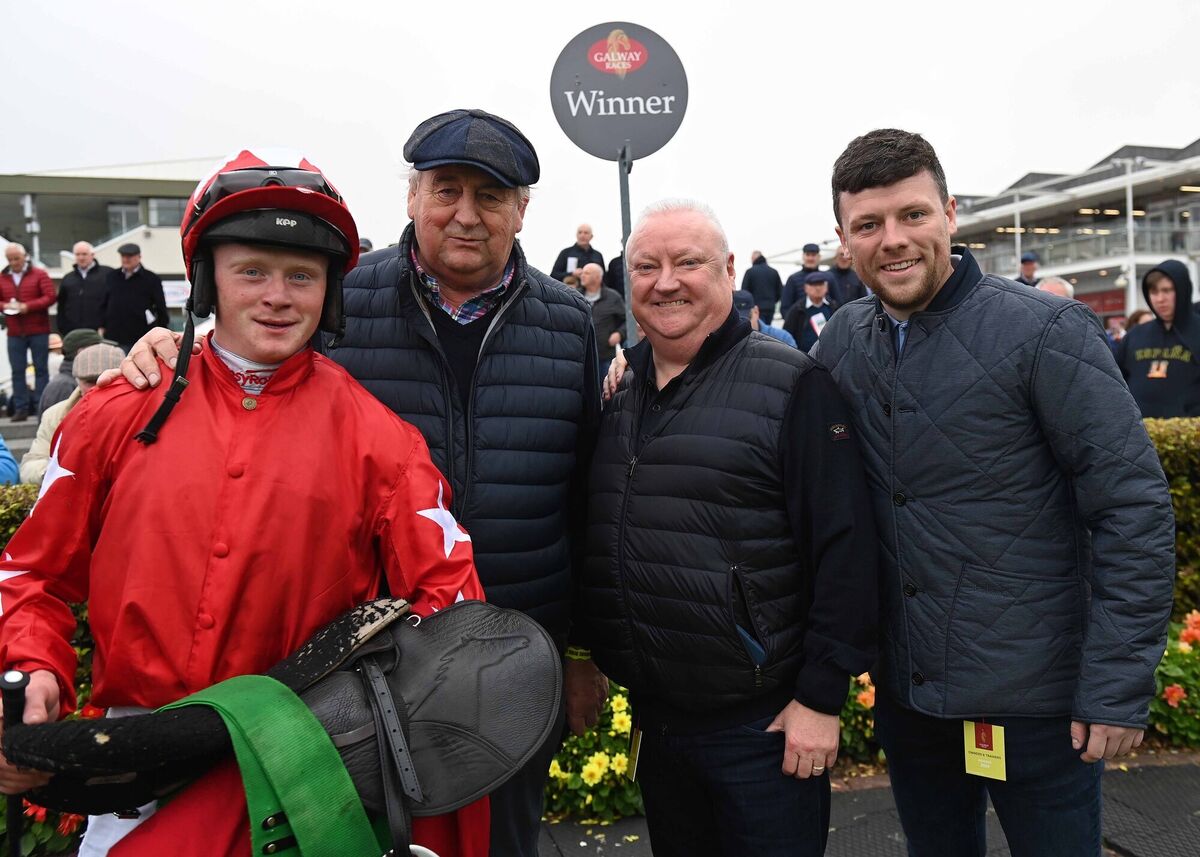 Jesse Evans and Sam Ewing win for owners Jack &amp; Tom Singleton and trainer Noel Meade.