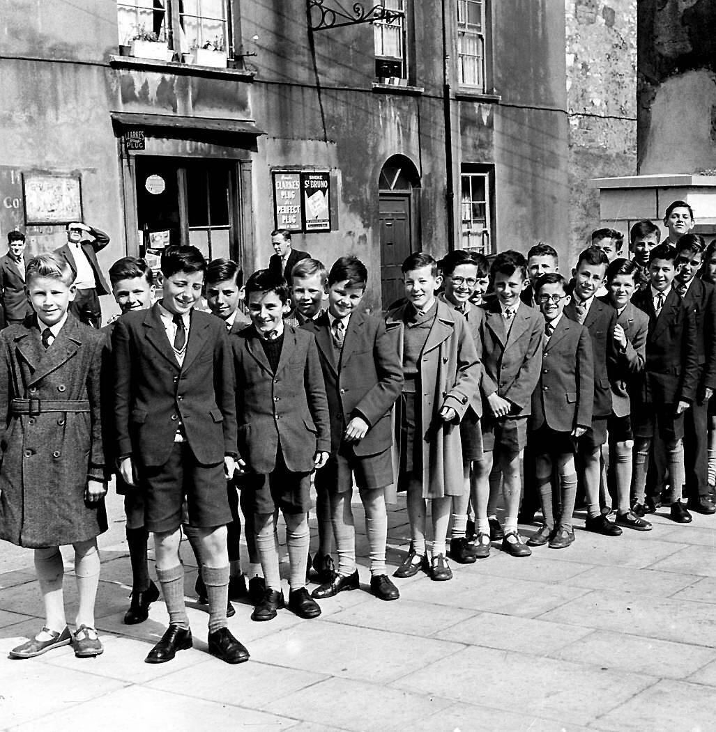 Pupils from Blackrock National School, Cork, attend the Liturgical Schools Festival on May 16, 1960