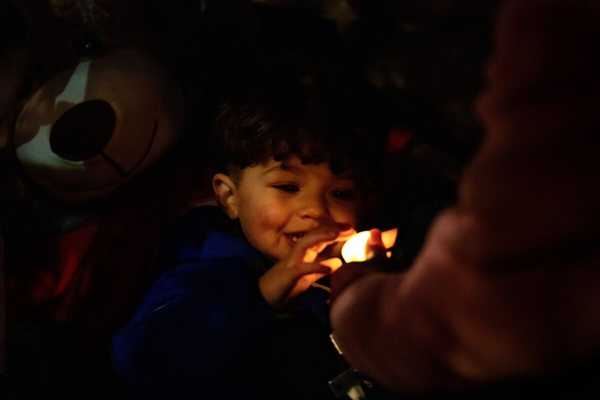 Caitriona Twomey’s grandson Cruze delights in the candles, lit as symbols of hope during Bridges of Hope, a candlelit event organised by Caitriona to mark World Suicide Prevention Day. Picture Chani Anderson