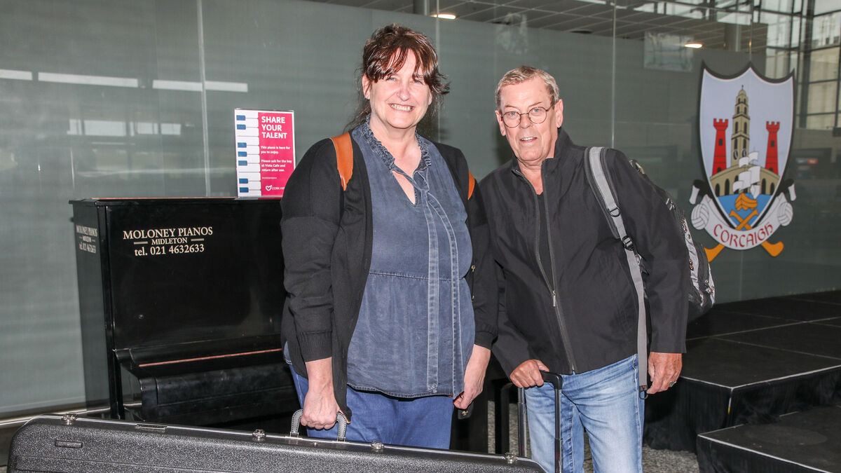 Cork music shop owner '99% positive' Rory Gallagher's guitar can be brought home