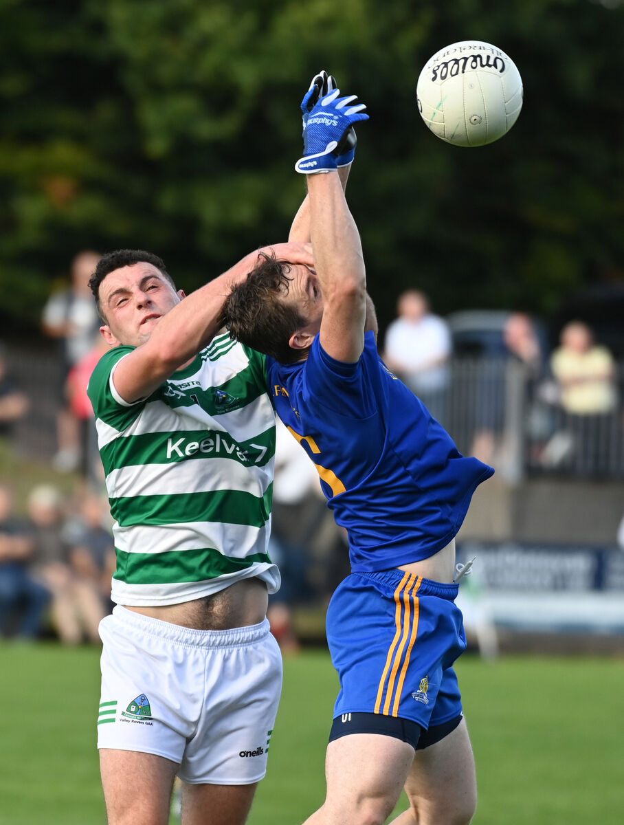 St Finbarr's Alan O'Connor is tackled by Valley Rovers' Adam Kenneally during the McCarthy Insurance Group Premier SFC at Coachford. Picture: Eddie O'Hare