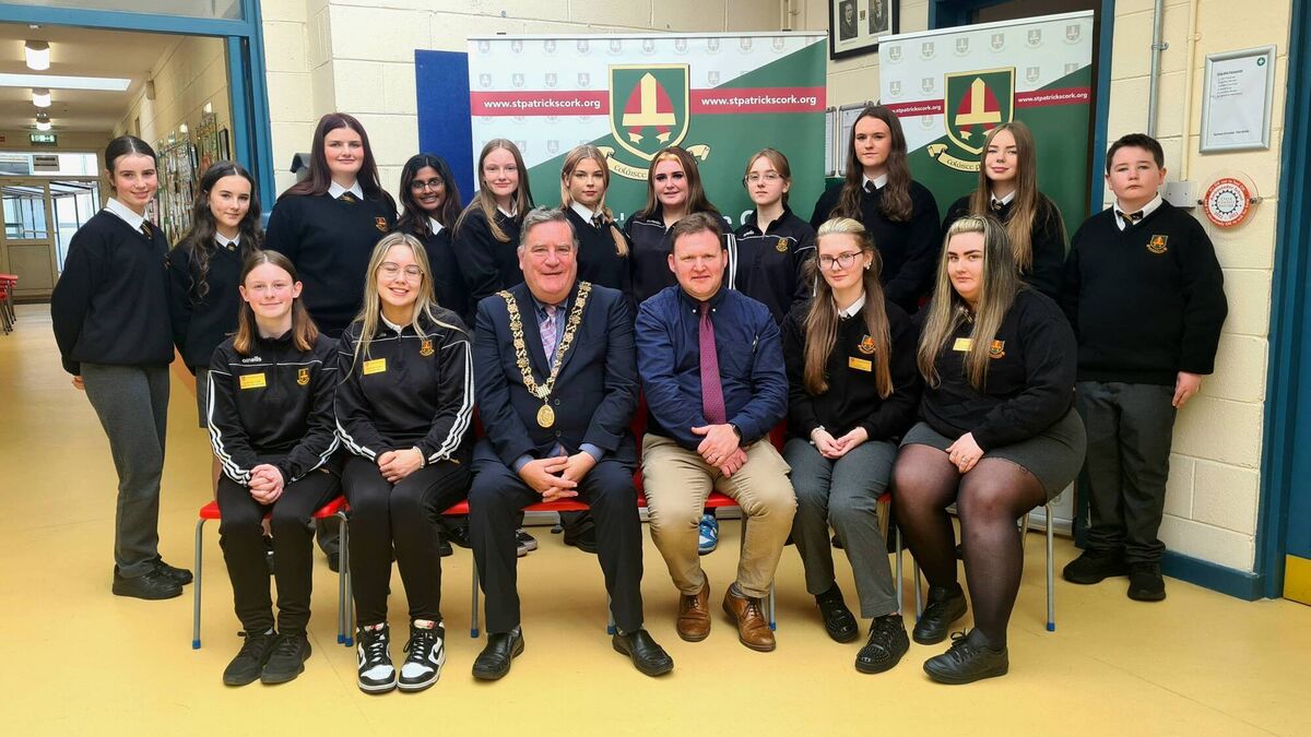 Principal Brian Cronin pictured with students at St Patrick's College, alongside Lord Mayor of Cork Dan Boyle. Principal Brian Cronin pictured with students at St Patrick's College, alongside Lord Mayor of Cork Dan Boyle.