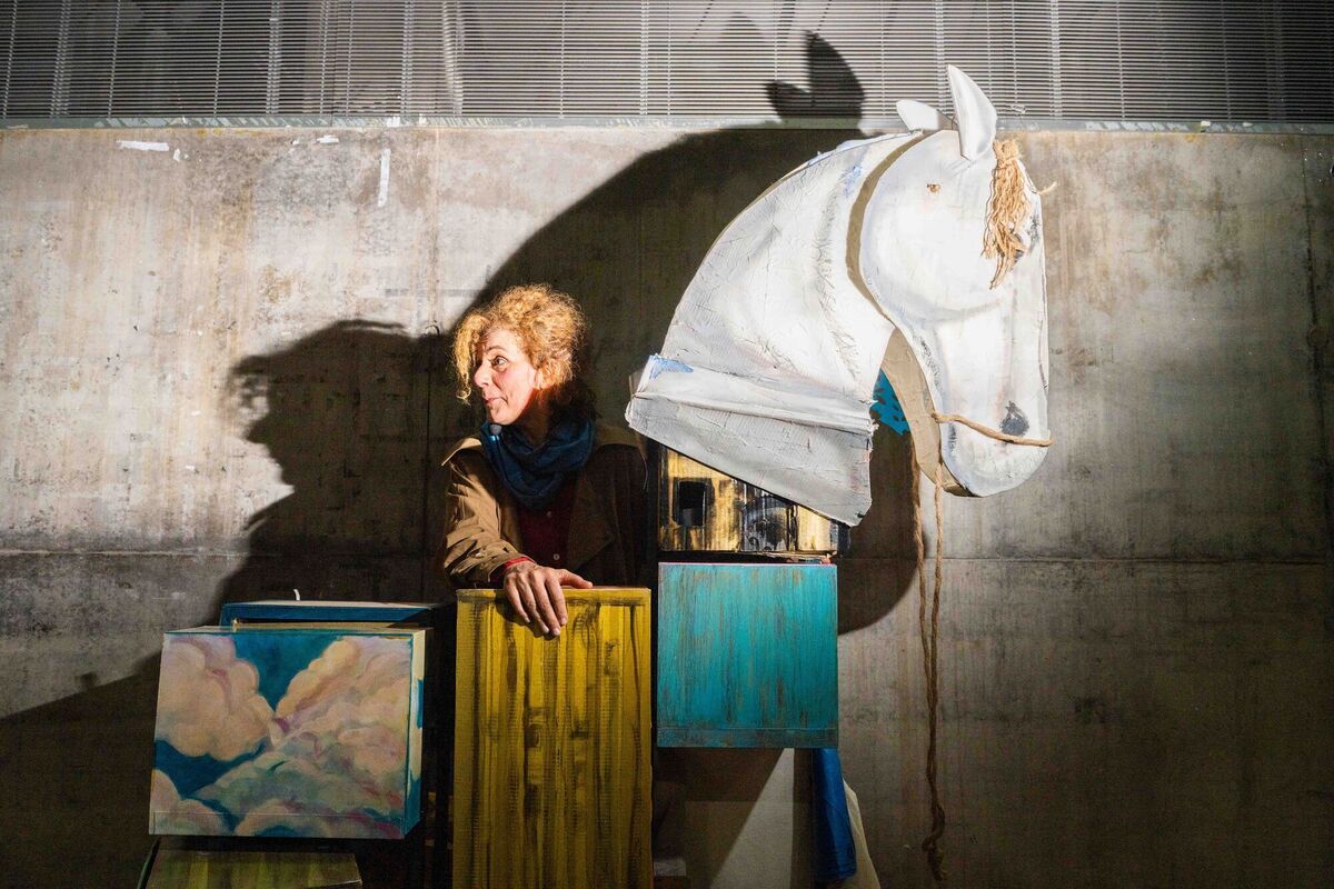 Elisa Gallo-Rosso performs 51 Removals in Millennium Hall at Cork City Hall Concert Hall during Culture Night 2024. Picture: Joleen Cronin Elisa Gallo-Rosso performs 51 Removals in Millennium Hall at Cork City Hall Concert Hall during Culture Night 2024. Picture: Joleen Cronin