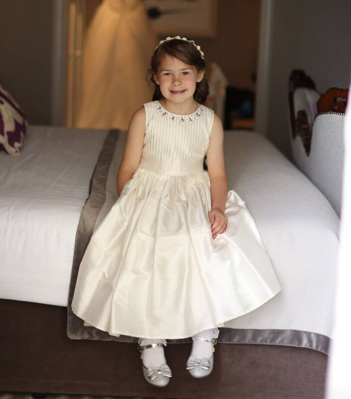 The couple's daughter Kara was flowergirl.