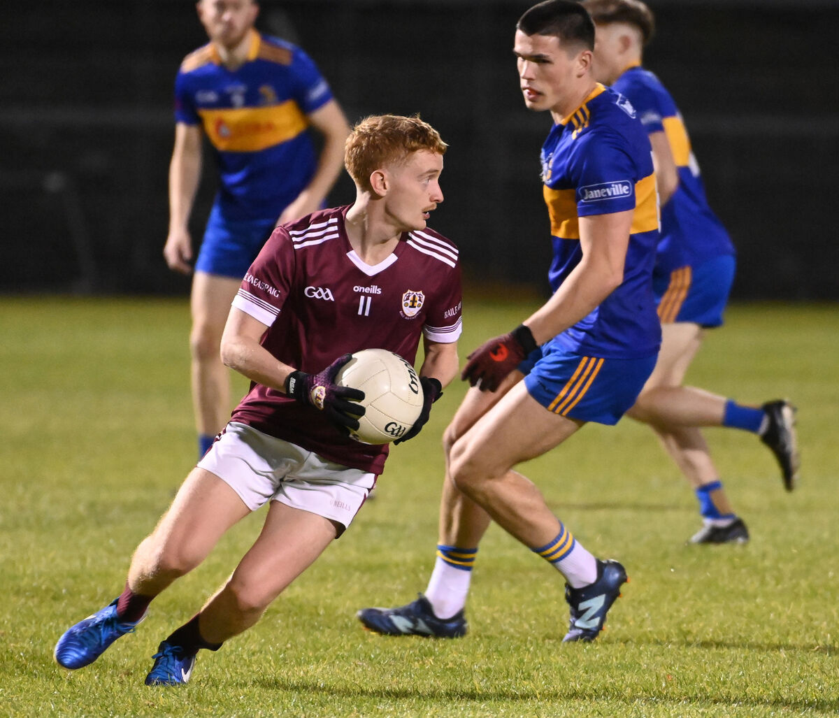 Bishopstown's Simon Collins turns inside Carrigaline's David Griffin during the McCarthy Insurance Group SAFC. Picture: Eddie O'Hare Bishopstown's Simon Collins turns inside Carrigaline's David Griffin during the McCarthy Insurance Group SAFC. Picture: Eddie O'Hare