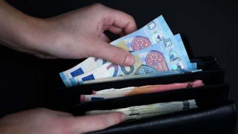 Budget tax and welfare changes will lead to ‘small income gains’ – ESRI Budget tax and welfare changes will lead to ‘small income gains’ – ESRI