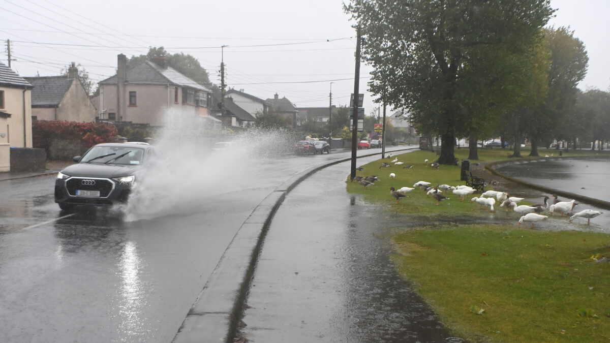 Cork Raining Met Éireann warning heavy rain could lead to river and coastal flooding ...