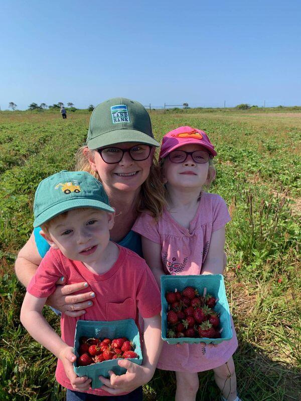 Emily Goldstein Murphy, who is married to Vincent, pictured with two of their children.