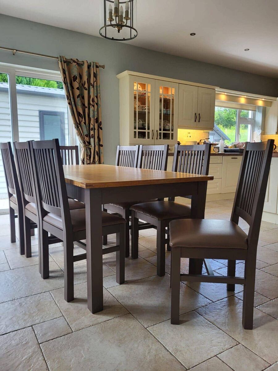 Revamped kitchen table. Revamped kitchen table.