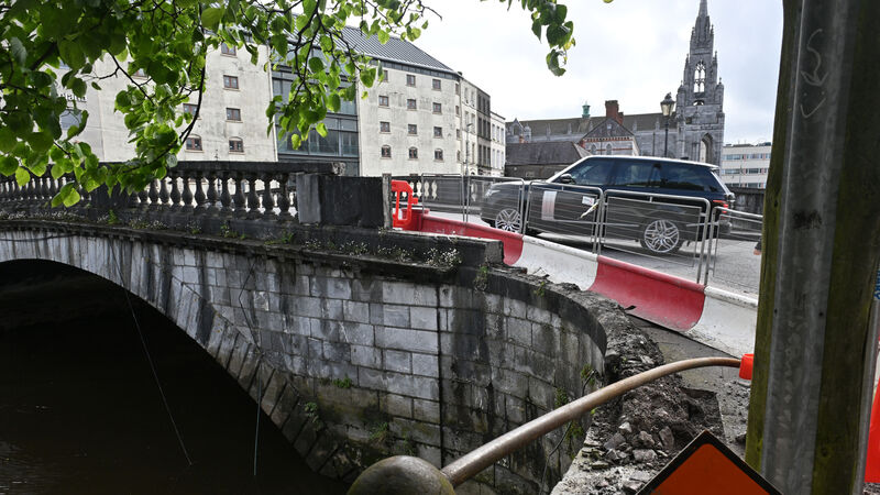 Tender for repair works to historic Cork city bridge to be issued next month Tender for repair works to historic Cork city bridge to be issued next month