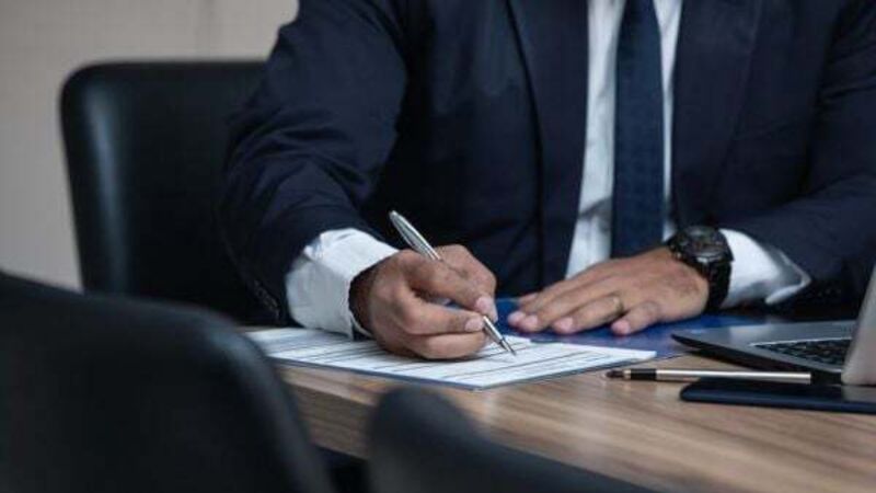 MetroLink chief executive asked for removal of probationary period in €550k contact MetroLink chief executive asked for removal of probationary period in €550k contact
