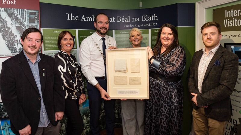 Handkerchief belonging to Michael Collins goes on display in Cork
