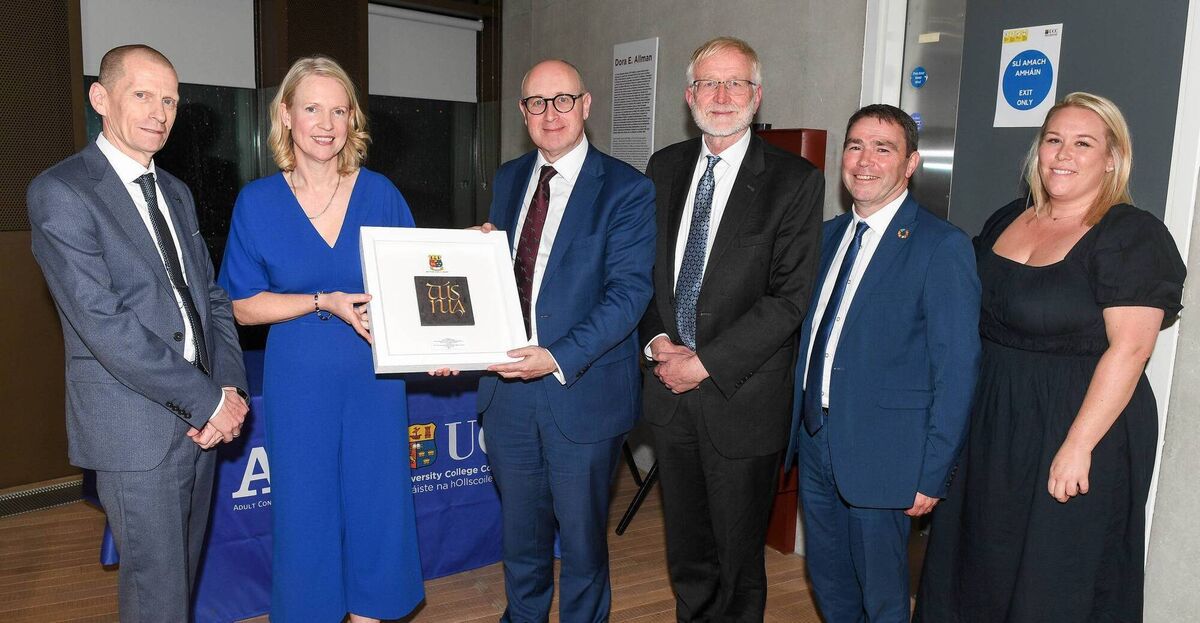 Professor Paul McSweeney, vice-president for Learning and Teaching in UCC presenting the Bertram Windle award to Edel Cunningham, Cork Prison Education Unit (Cork ETB) at the Hub in UCC. Also included are from left, John Fitzgibbon, Cork ETB, Dr Seamus O Tuama, director of ACE in UCC, Denis Barrett, Cork Learning City and Christine Nolan, MTU. Picture: David Keane. Professor Paul McSweeney, vice-president for Learning and Teaching in UCC presenting the Bertram Windle award to Edel Cunningham, Cork Prison Education Unit (Cork ETB) at the Hub in UCC. Also included are from left, John Fitzgibbon, Cork ETB, Dr Seamus O Tuama, director of ACE in UCC, Denis Barrett, Cork Learning City and Christine Nolan, MTU. Picture: David Keane.
