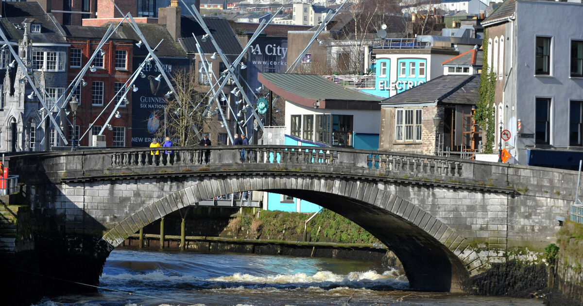 Cork's Parliament Birgde to close to traffic to facilitate works
